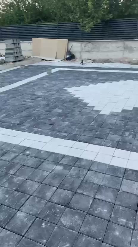 Kilit taşı döşenmiş bahçe uygulama alanı